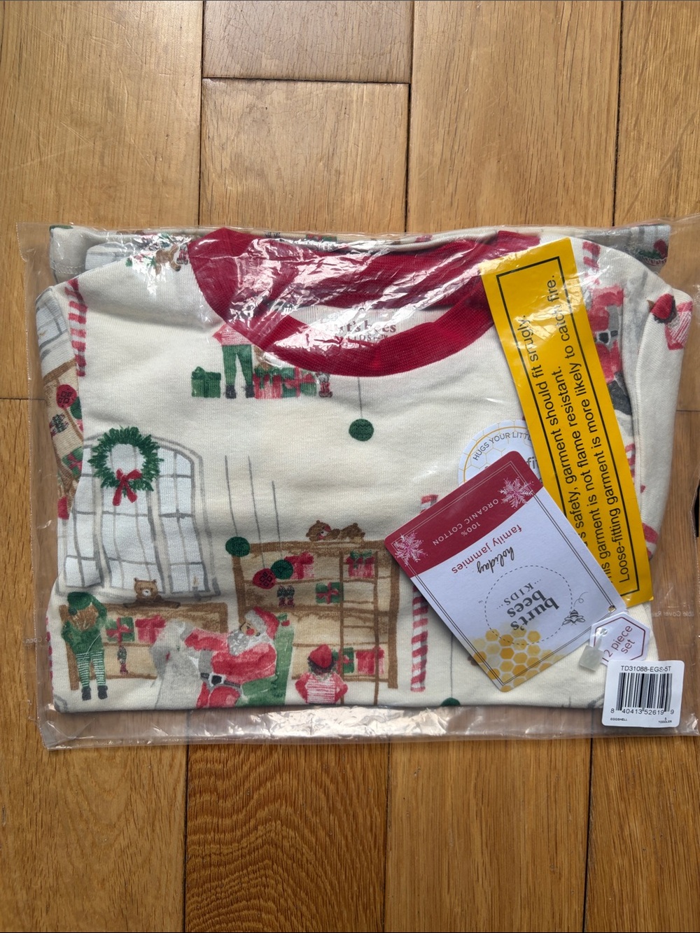Burt’s Bees Kids Organic Cotton Holiday Fam Jams - Picture 2 of 4